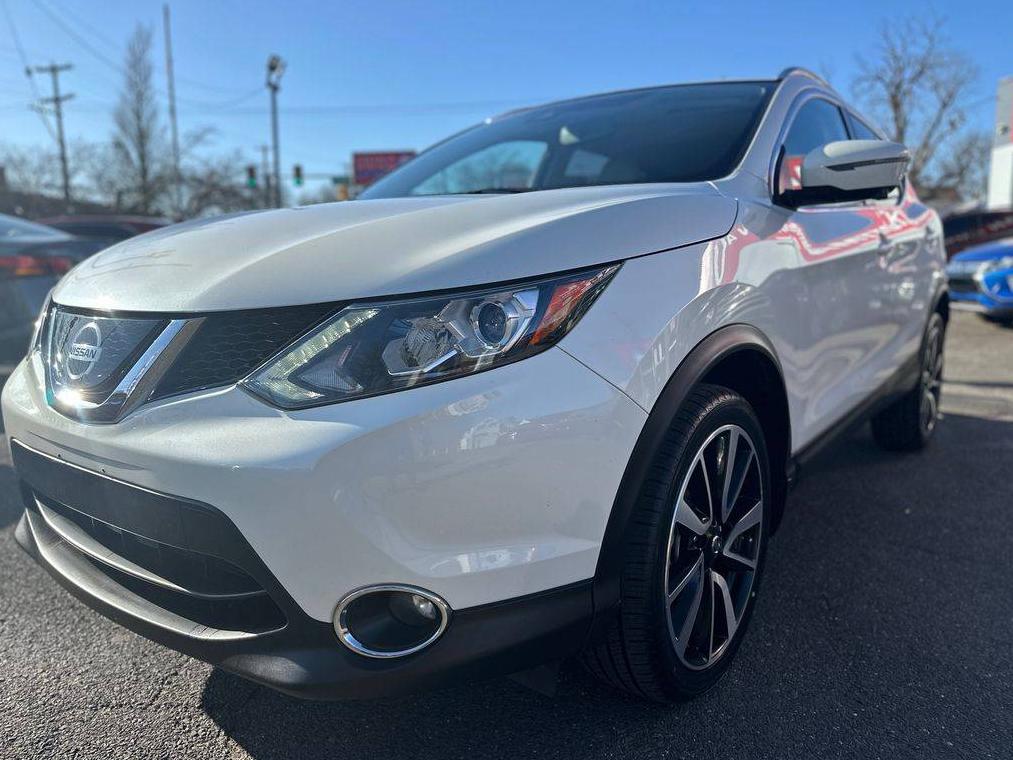 NISSAN ROGUE SPORT 2019 JN1BJ1CP1KW230783 image